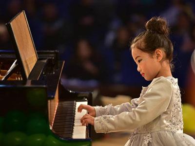 张家口钢琴家教价格多少钱一小时？收费标准？